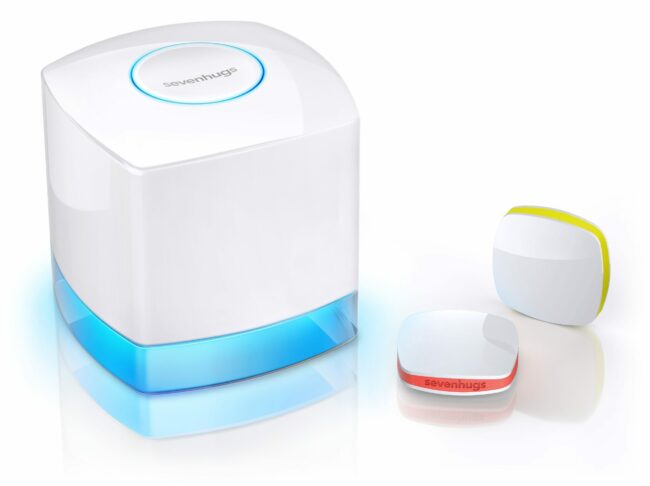 07705545-photo-sevenhugs-hugone-et-minihugs