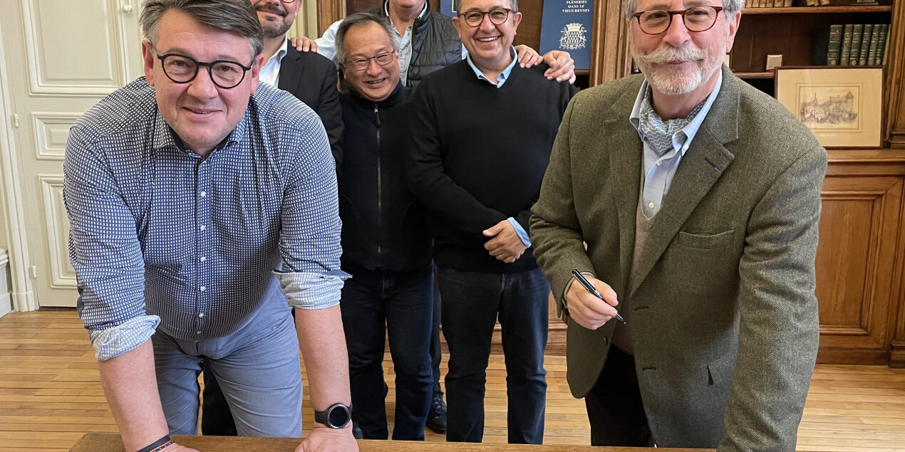 Symbiose 53 et Pays de la Loire Participations deviennent partenaires. Symbiose 53 et Pays de la Loire Participations deviennent partenaires.