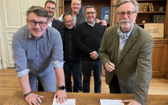 Symbiose 53 et Pays de la Loire Participations deviennent partenaires.